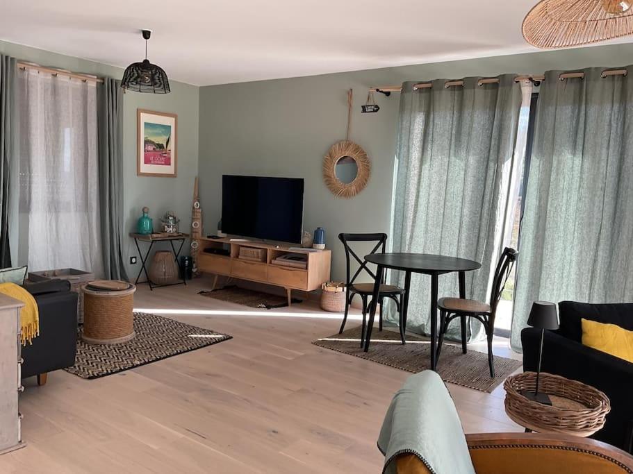 L'elegante Confort, Clim & Vue Imprenable Bassillac